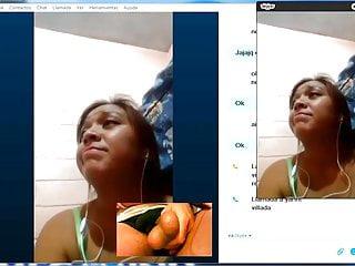 Reife Frau reitet auf ihrem Liebhaber