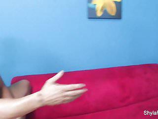 Vollbusige Milf Shyla Stylez wird gefickt