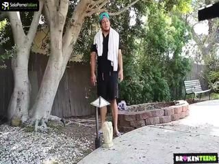 Brooklyn Chase hat Geschlechtsverkehr mit einem jungen Mann